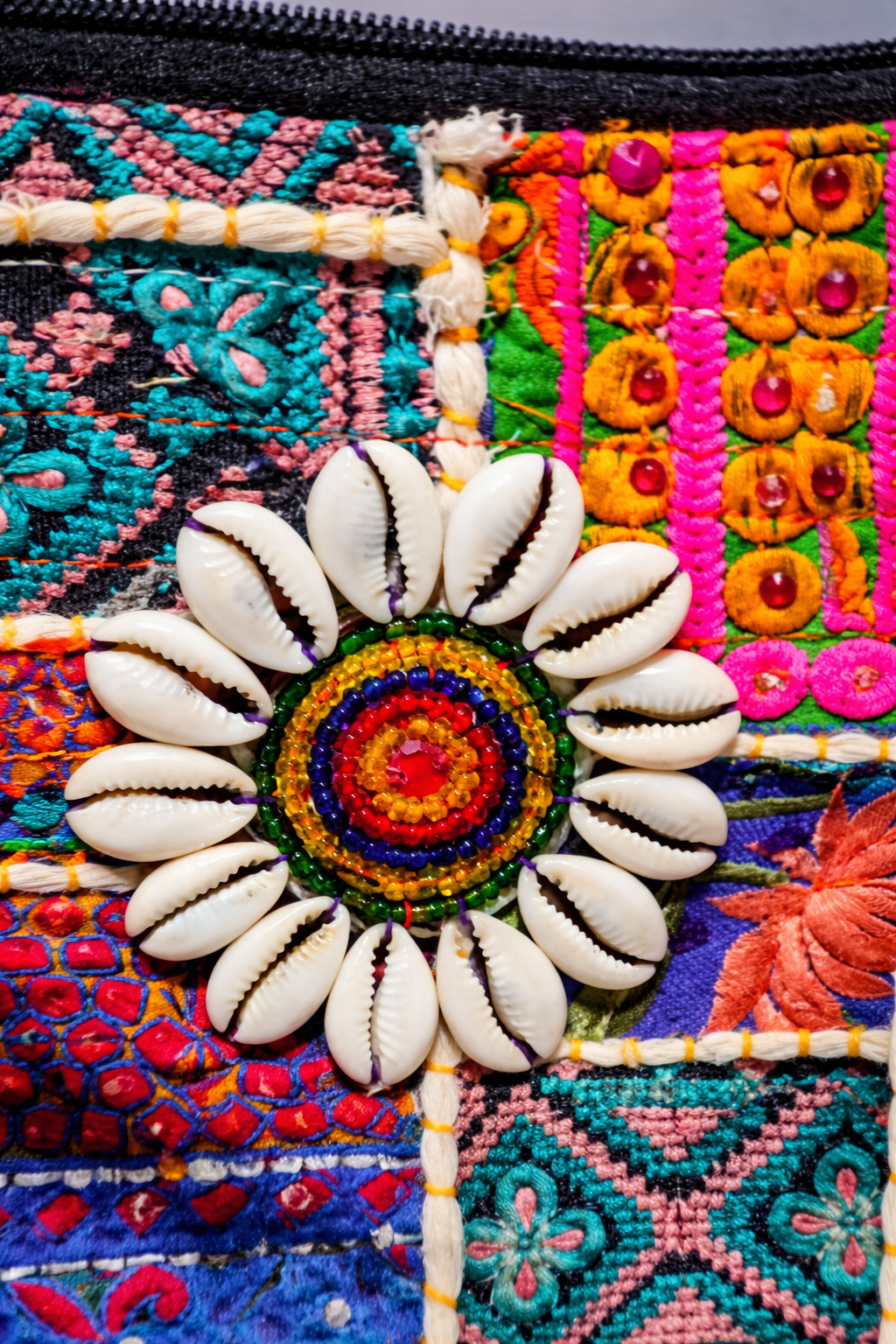 Blue Pink Multicolor Patchwork Banjara Shells Canvas Tote Bag with Blue Tassels – Boho Zipper Shoulder Bag