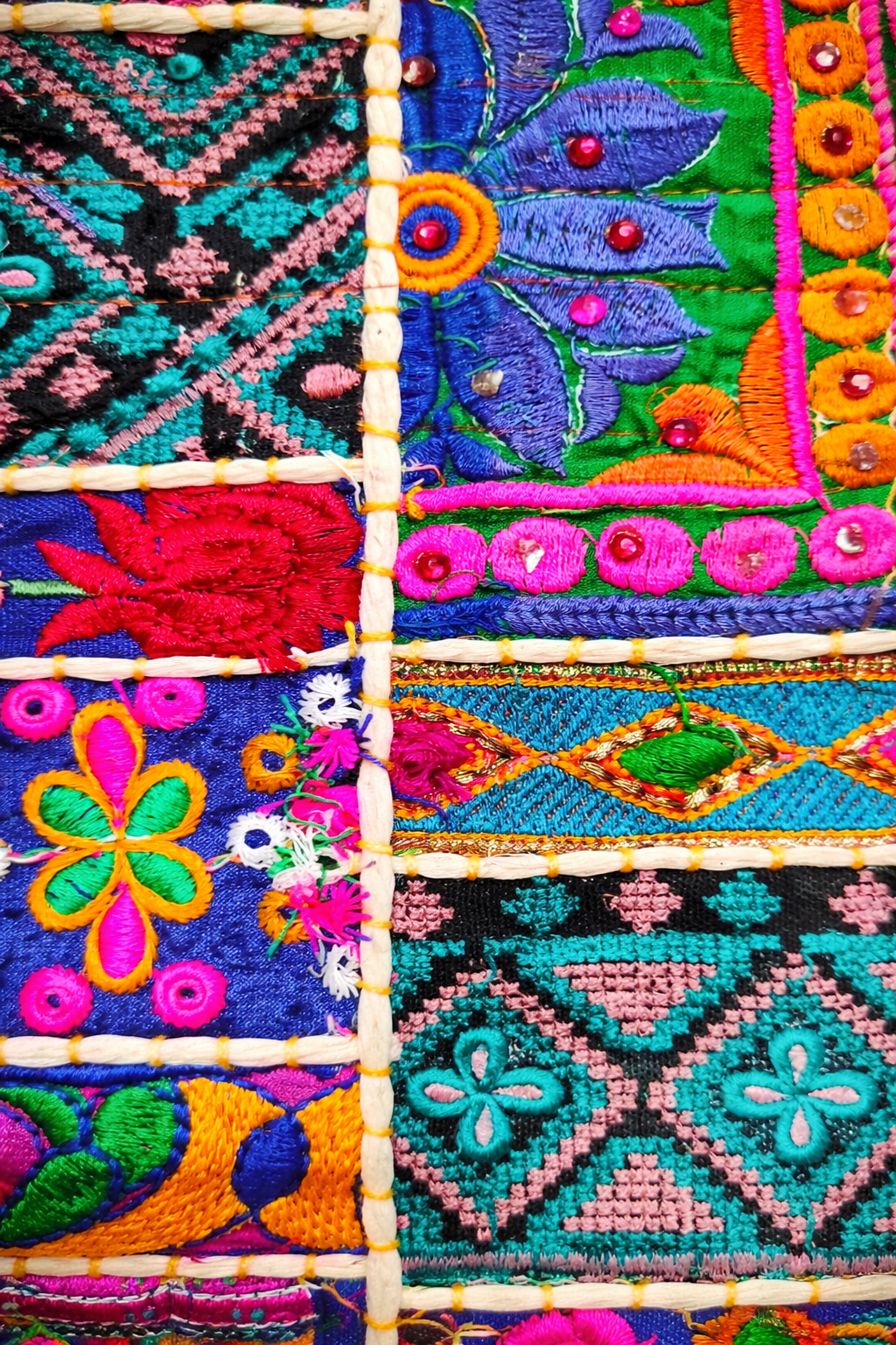 Blue Pink Multicolor Patchwork Banjara Shells Canvas Tote Bag with Blue Tassels – Boho Zipper Shoulder Bag