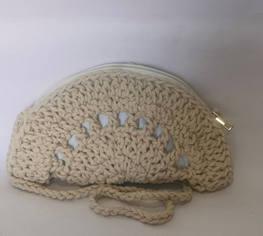 Vanpotli Luna Half-Moon Sling – Sand Beige