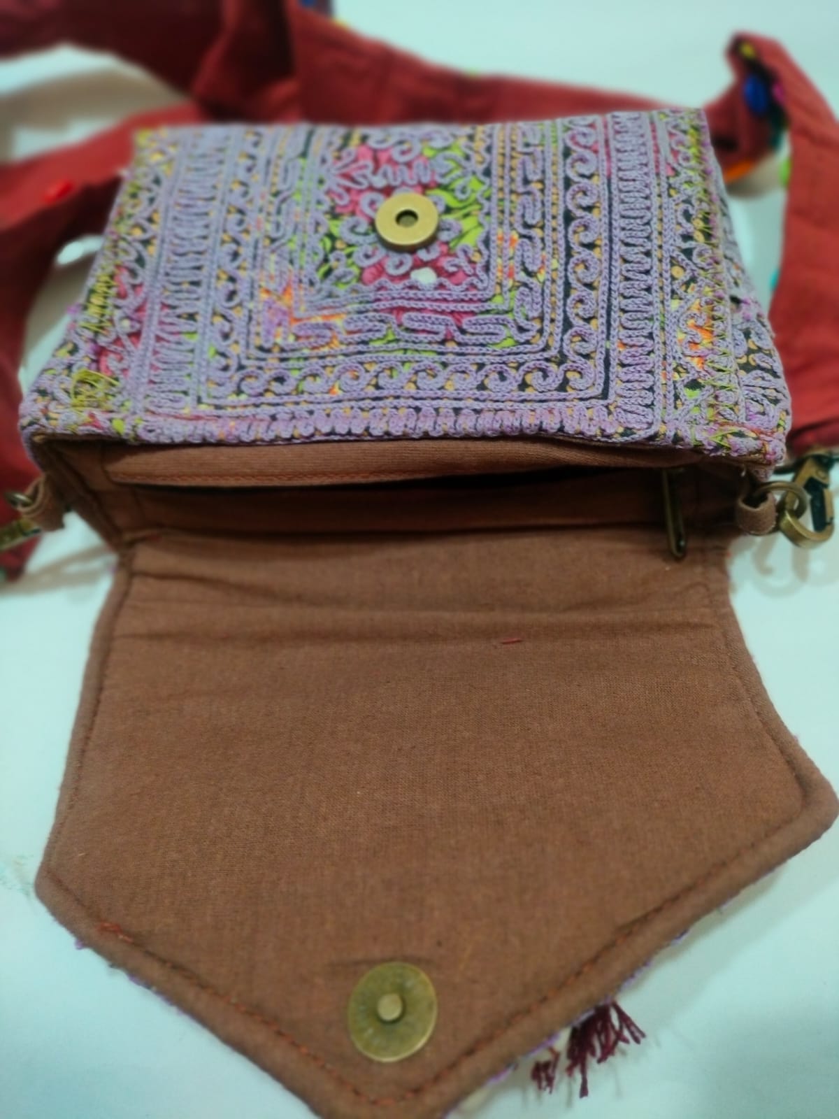 Light Mauve & Maroon Banjara embroidered Shells Small Sling Bag with Coluorful Shells