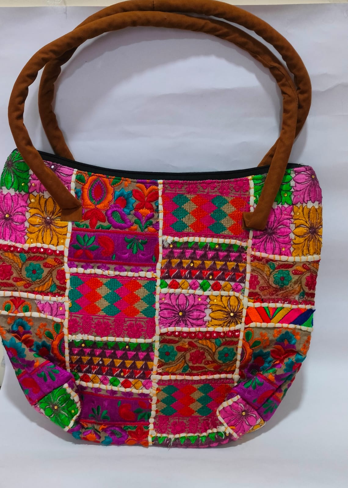 Pink Patchwork Banjara Shells Canvas Tote Bag – Boho Zipper Shoulder Bag for Beach & Parties