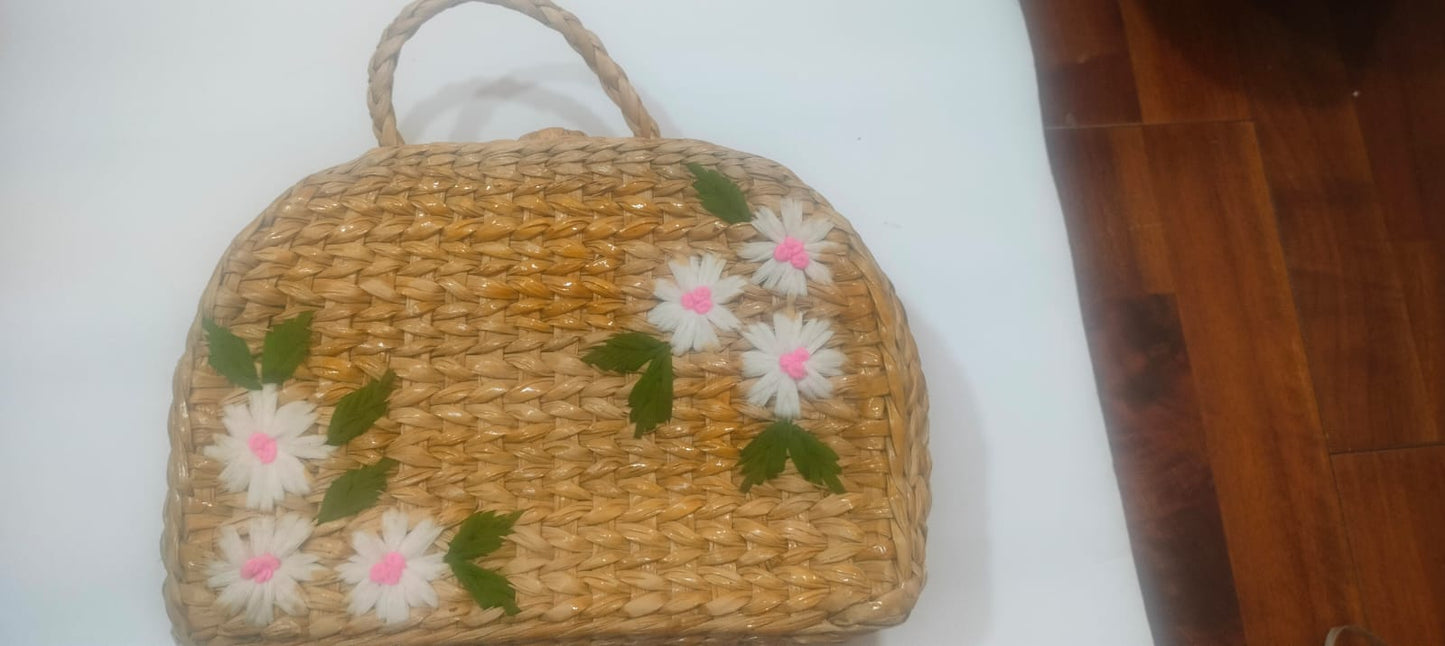 Kauna Grass Tote Bag with White Floral Embroidery – Medium Stiff Structured Handbag