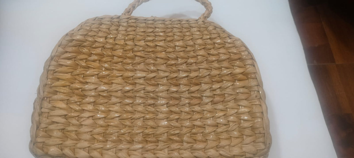 Kauna Grass Tote Bag with White Floral Embroidery – Medium Stiff Structured Handbag