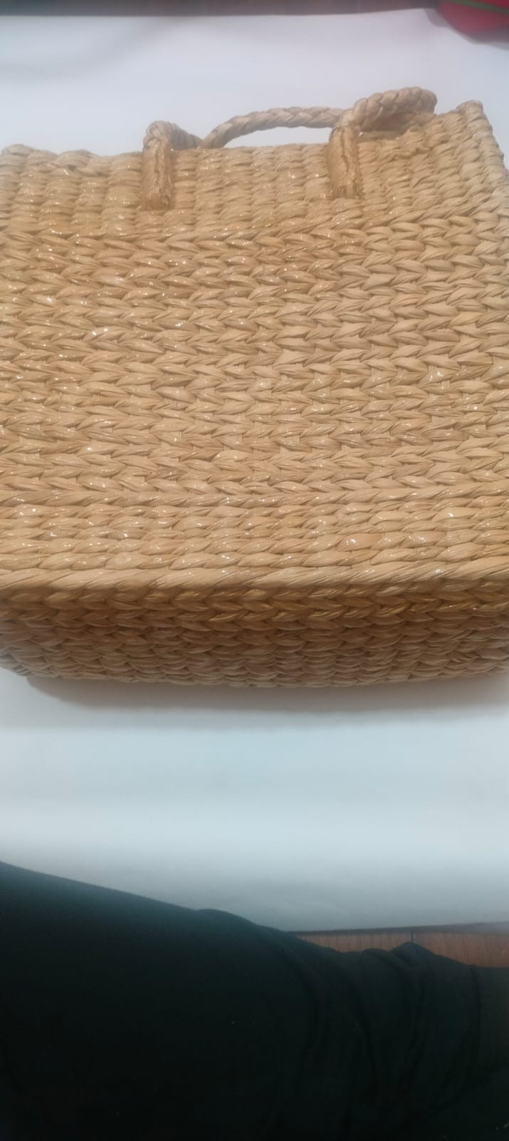 Handwoven Kauna Grass Tote Bag with Red Floral Embroidery – Natural Handmade Medium Carry Handbag